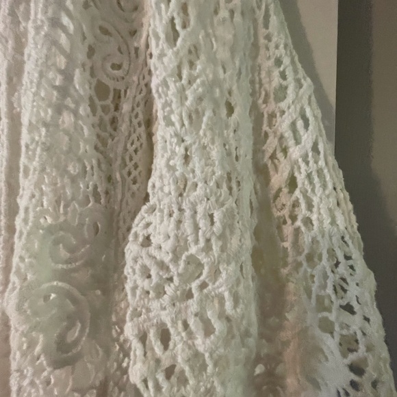 Elegant Lace Blouse - Cream - Picture 4 of 7